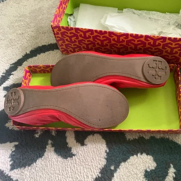 Tory Burch Eddie flats - Picture 4 of 10